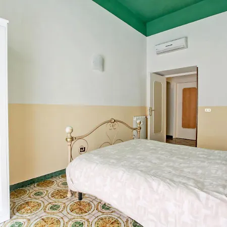 Апартаменты Roman Apartment
