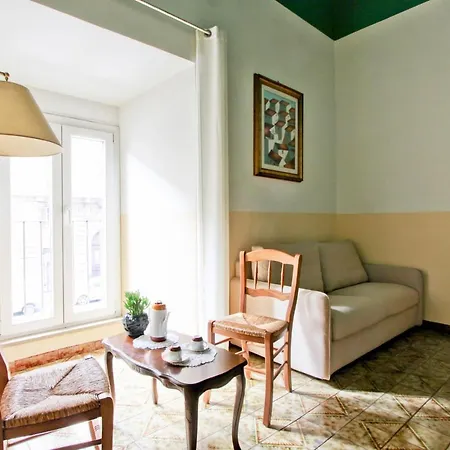 Апартаменты Roman Apartment