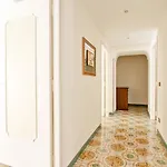 Roman Apartment 아파트
