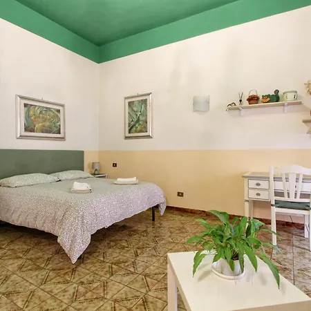 Roman Apartment Apartamento *